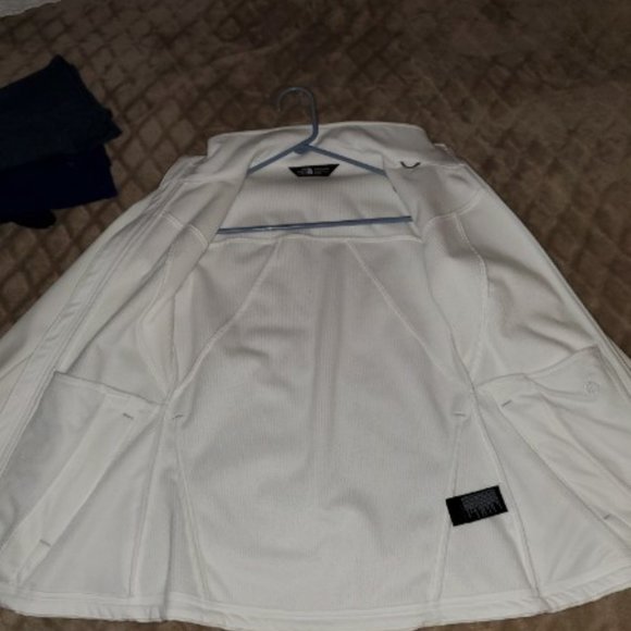 White North Face Apex Shellrock Jacket (NWOT) - Picture 4 of 4